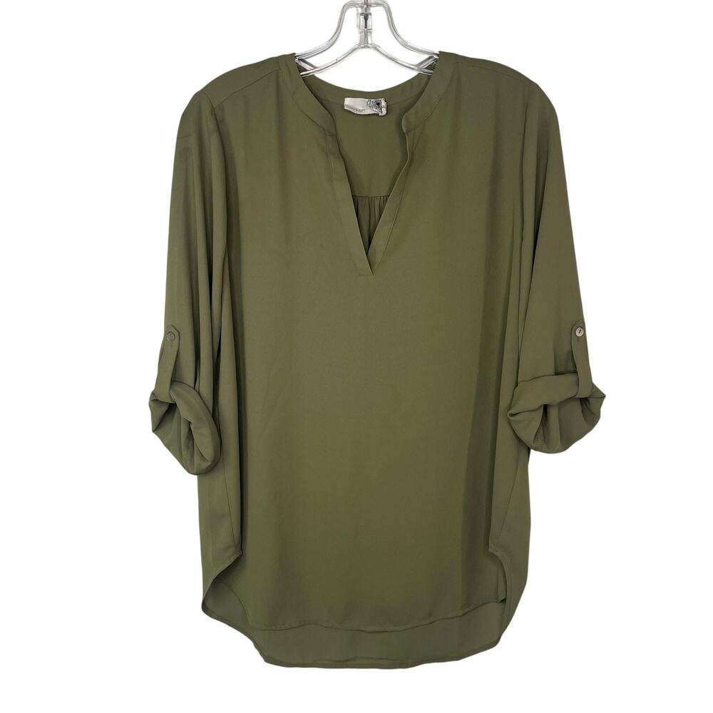 Everleigh Green pullover blouse size S, roll tab long sleeve, v-neck, careerwear